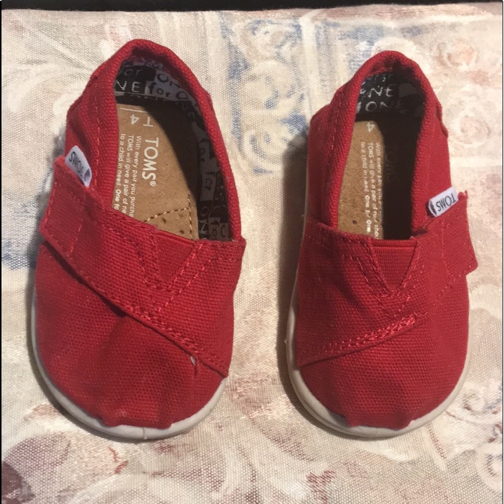 Toms Classic Canvas Size 4T